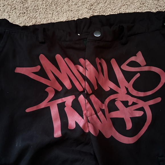 Size M Cargo Pants Black and Red - Picture 2 of 6